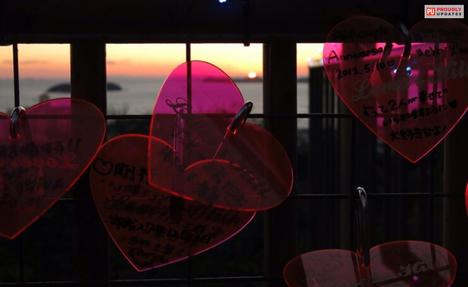 Window of Love: DIY Heart Window Clings 